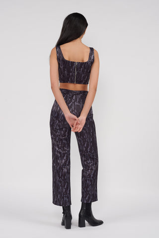 Recycled Warp Print Notch Front Crop Top